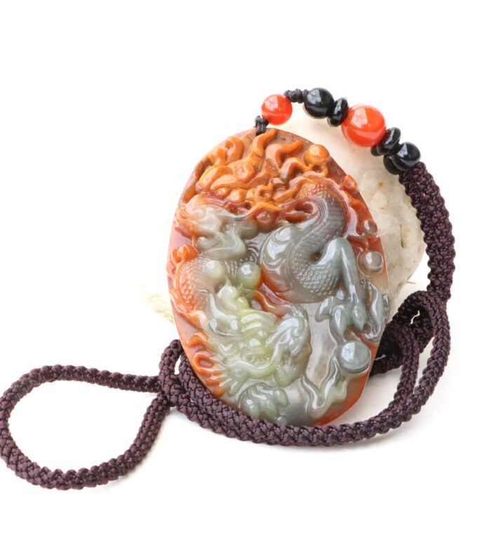 【ATTHIS】原礦天然黃龍玉龍牌吊墜 41.4x8mm-雙龍戲珠